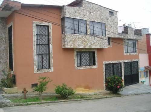 Casa esquinera en Fusagasuga