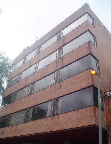 ARRIENDO OFICINA AMOBLADA CHICO