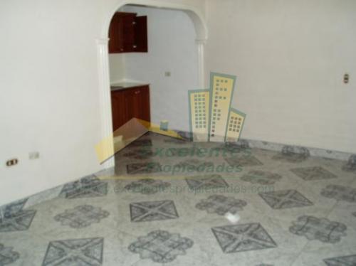 Excelente Apartamento en el Centro Torres de Bombona (1BO299)