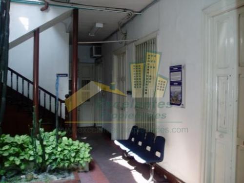 ESPECTACULAR CLINICA TOTALMENTE EQUIPADA (1CE189)