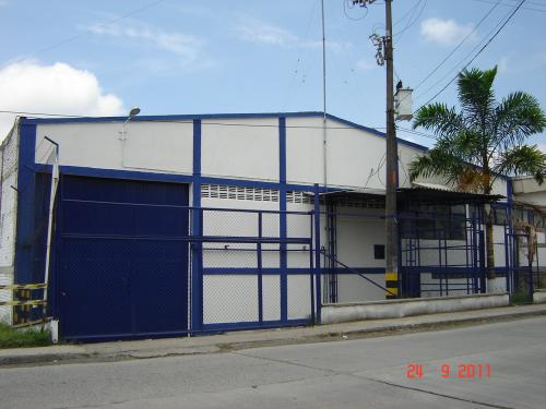 SE ARRIENDA BODEGA EN LA POPA DOSQUEBRADAS