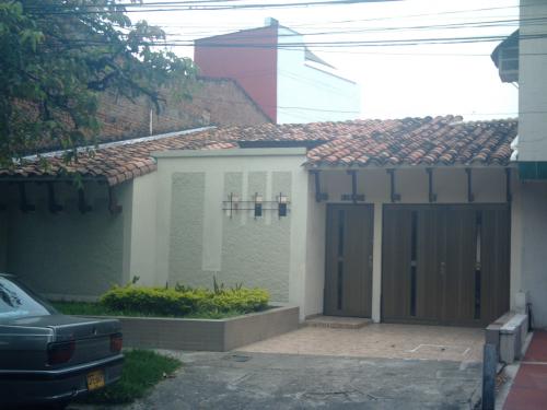 Vendo casa Grande El Limonar super bien ubicada remodelada