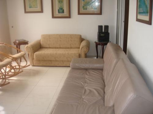 ARRIENDO APARTAMENTO EN EL LAGUITO, CARTAGENA.