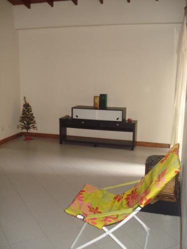APARTAMENTO EN LAURELES 