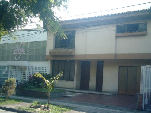 Vendo casa grande en Tequendama