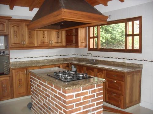 ESPECTACULAR CASA GUALANDAY- RIONEGRO