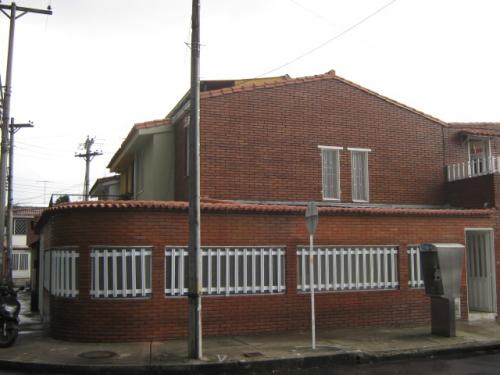 VENDO CASA EN SANTA ELENA DE BAVIERA