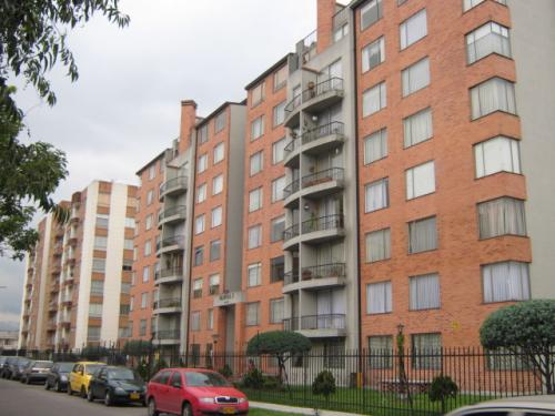 VENDO APARTAMENTO EN MODELIA