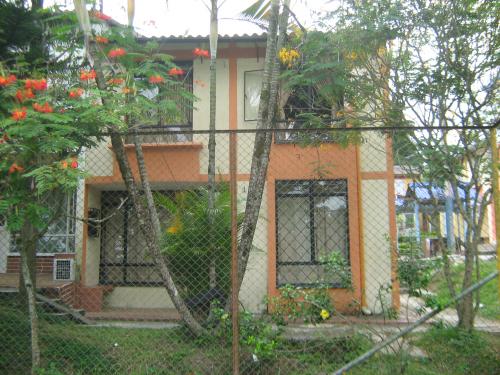 VENDO CASA BARRIO CAÑAVERAL