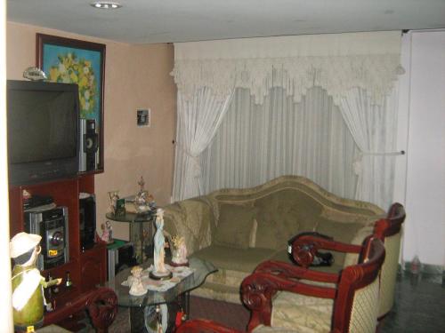 VENDO CASA EN CONJUNTO CERRADO TAHITI