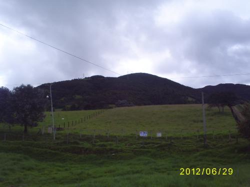 LOTE EN LA CALERA- Vereda Márquez , Licencia para 3 VIVIENDAS