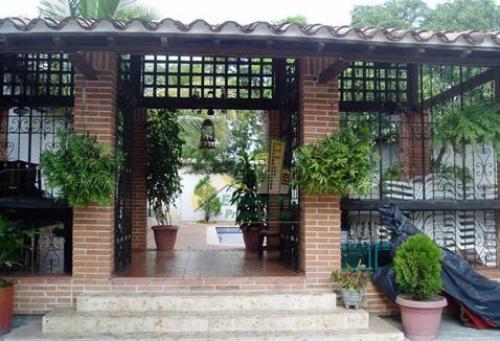 Se vende casa finca Sta. Fe de Antioquia (SAFA29)