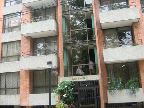 ARRIENDO APARTAMENTO BARRIO PIEDRAPINTADA