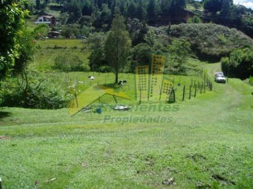 Se vende excelente lote (GUSA341)