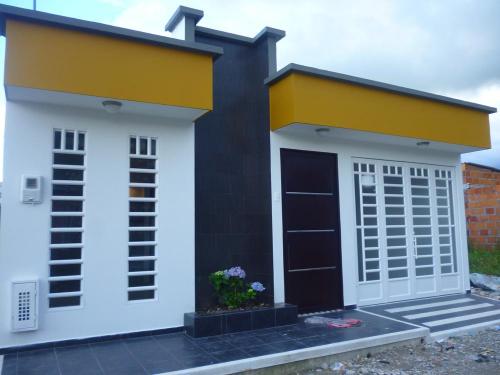 EN VENTA MAGNIFICA CASA NUEVA EN ACACIAS - META