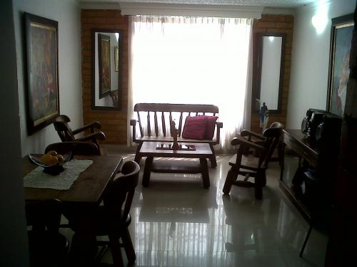 VENDO APARTAMENTO EN CONJUNTO CERRADO CERCA AL EXITO