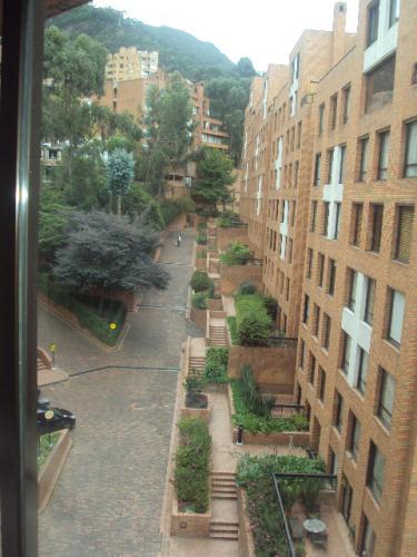Se Arrienda Apartamento Rosales Amoblado o sin Amoblar.