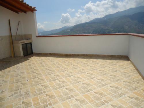 VENDO HERMOSO DUPLEX EN LAS CABAÑITAS 