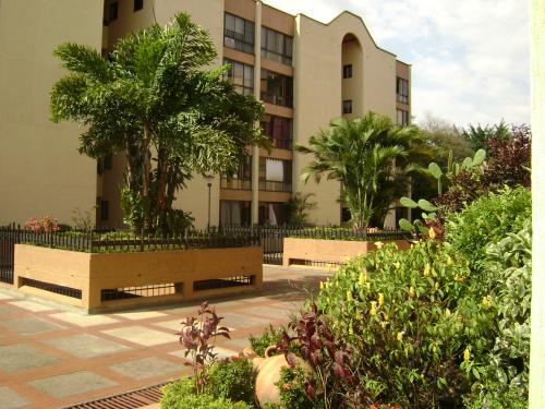 VENDO SEGUNDO PISO EN CAPRI LA MARTINA EN CALI