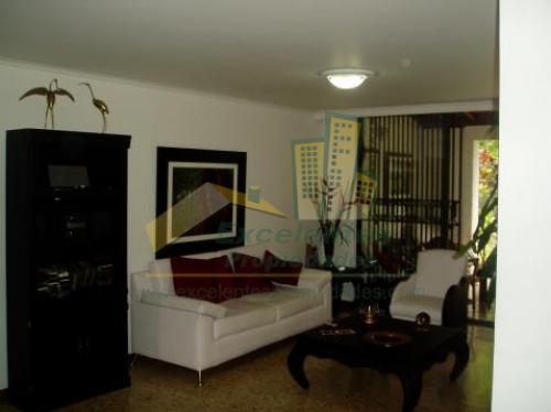 Se vende excelente casa en el poblado (2VI114)