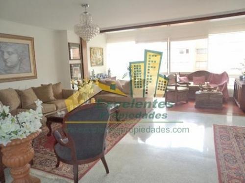 Se vende excelente apartamento en el poblado (2MDO397)