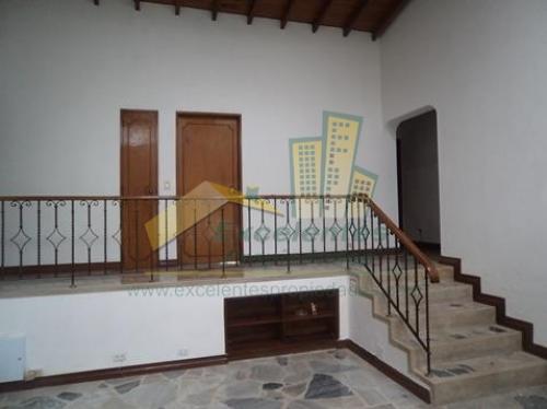 Se vende excelente casa en el poblado (2CA409)