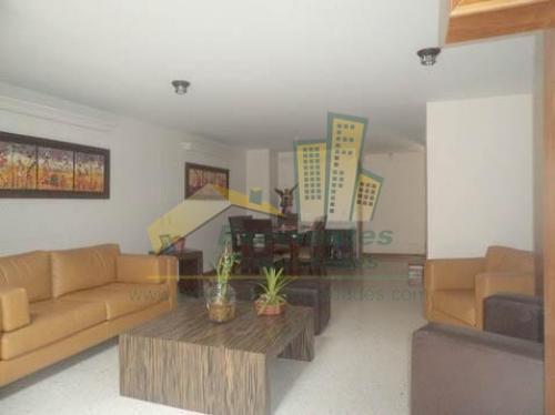 Se vende excelente casa en el poblado (2LF420)