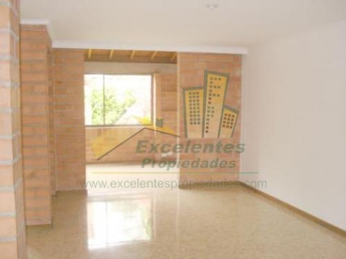 Se vende excelente casa en el poblado (2VI454)