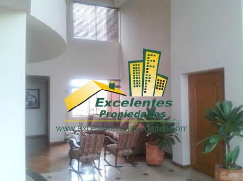 Se vende excelente apartamento en el poblado (2CA591)