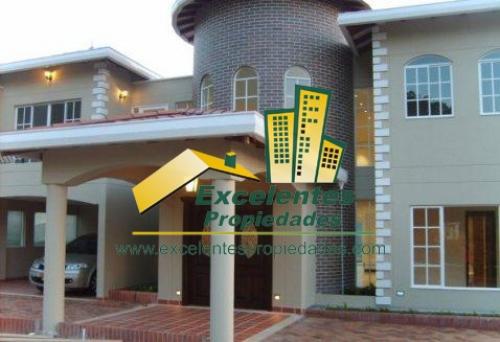 Se Vende Excelente Casa en Envigado (enlde641)