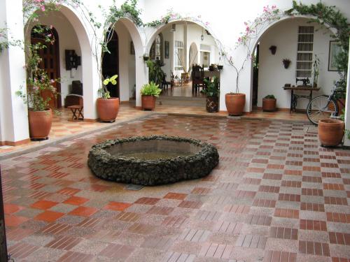VENDO HERMOSA CASA COLONIAL EN EL ESPINAL TOLIMA