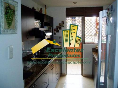 Se vende excelente apartamento en el poblado (2EP650)