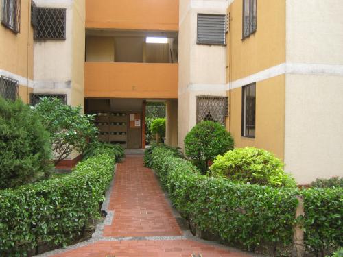 APARTAMENTO EN LAS GRANJAS 3er PISO