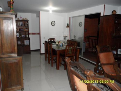 HERMOSO APARTAMENTO SUR CALI - BARRIO VALLE DEL LILI