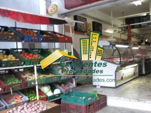 Se vende excelente local sector centro (1CE725)