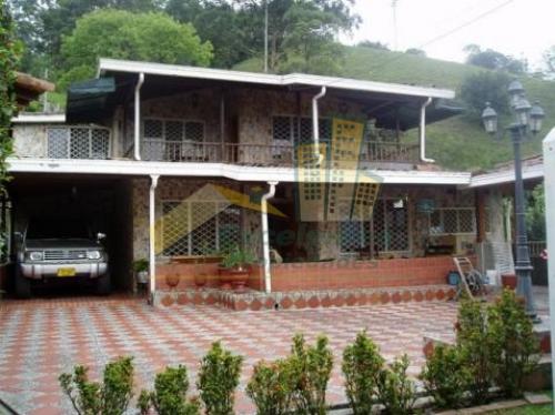 Se vende excelente Casa Finca  (enldb53)