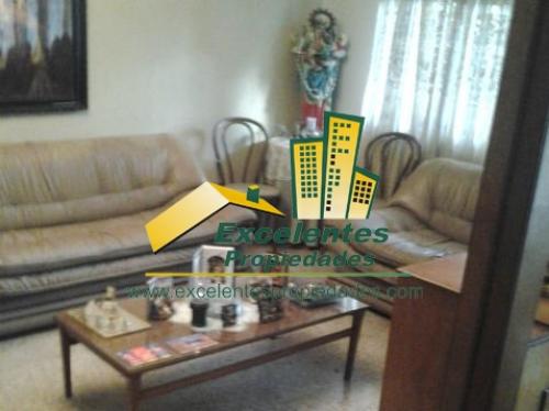 Se vende hermosa casa en el estadio (3es771)