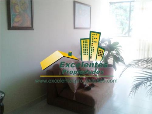 Se vende Hermoso apartamento en el laureles (3la790)