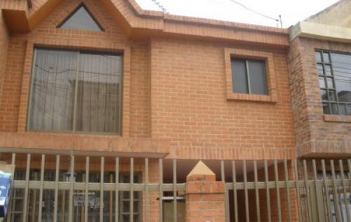 casa 7*17 sector la virginia detras parmalat 2 pisos residencial