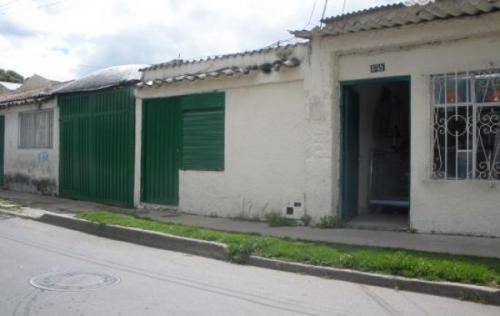 casa vieja 10.20 x 35 autorizado construir 5 pisos