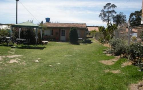 lote 1296 mts. = 13.50 x 96 + 2 casas