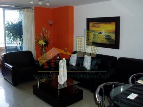 Se vende excelente Apartamento en laureles (3la293)