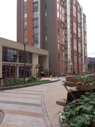 APARTAMENTO EN LA URBANIZACION LA FELICIDAD