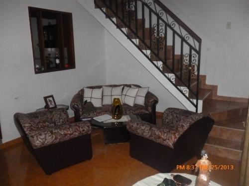 Vendo casa excelentes acabados barrio el jardin