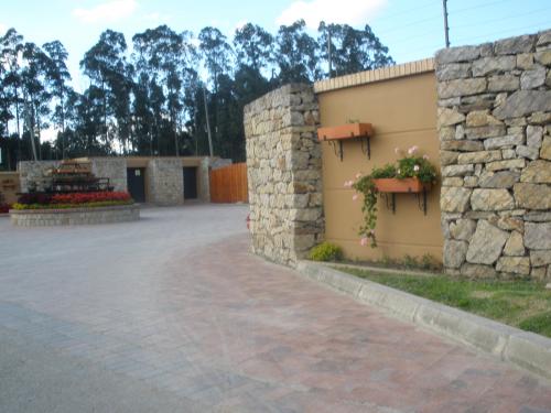 EXCLUSIVA CASA BUEN GUSTO VDA. BOJACA SECTOR CENTRO CHIA ESTRENAR CAMPESTRE