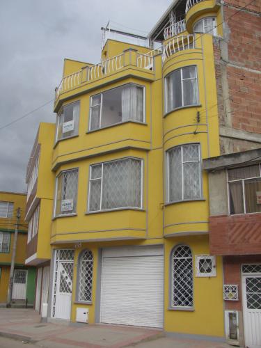 VENDO CASA LEON XIII