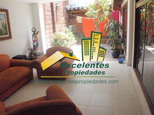 Se Vende Excelente casa en el Estadio  (3es866)