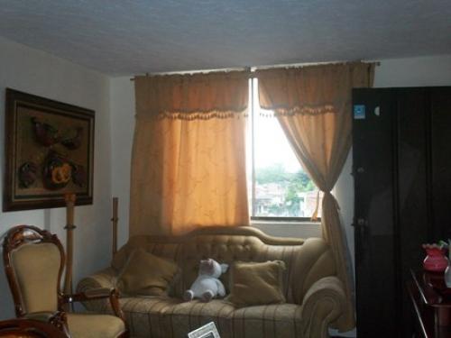 APARTAMENTO  GUADUALES