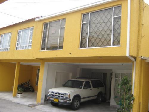 VENDO CASA RINCON DE LOS ANGELES