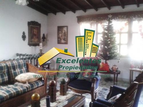 Se Vende Excelente Casa en Belén rosales (4ro788)